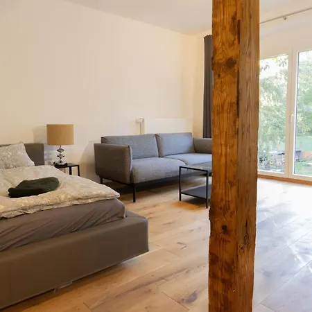 Loft Mit Grosser Badewanne A Апартаменты *