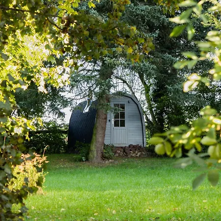 Loft Mit Grosser Badewanne A *